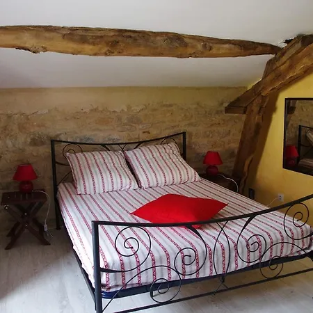 Bed & Breakfast La Prade Basse 82 3*