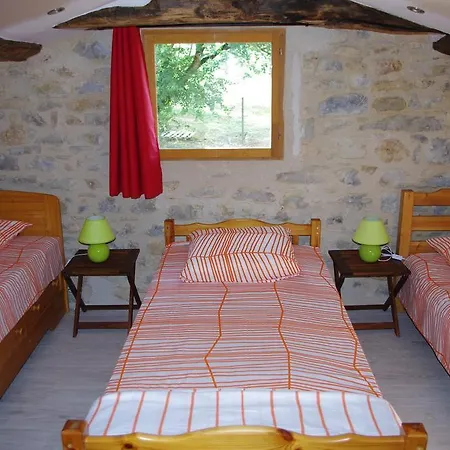 La Prade Basse 82 Bed & Breakfast 3*