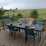 La Prade Basse 82 Bed & Breakfast 3*